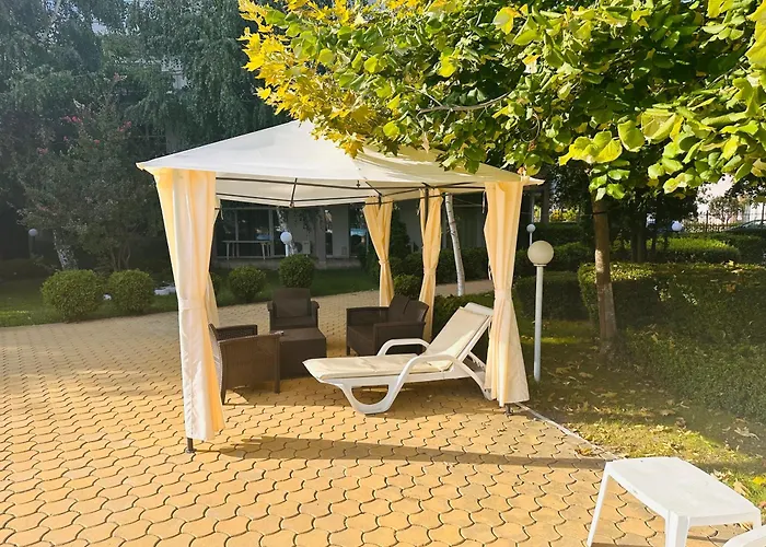 Cozy Mood Two-bed Flat In Sunny Apartamento *