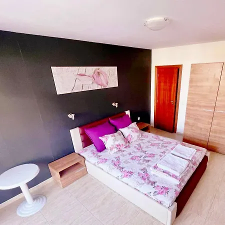Cozy Mood Two-bed Flat In Sunny 써니비치